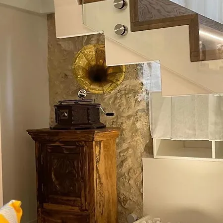 아파트 Glorizio Loft